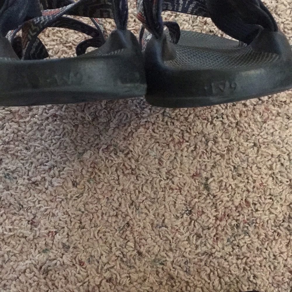 Aztec pattern chacos - Picture 3 of 4